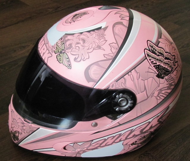 Shark S800 helmet in pink with butterfly design